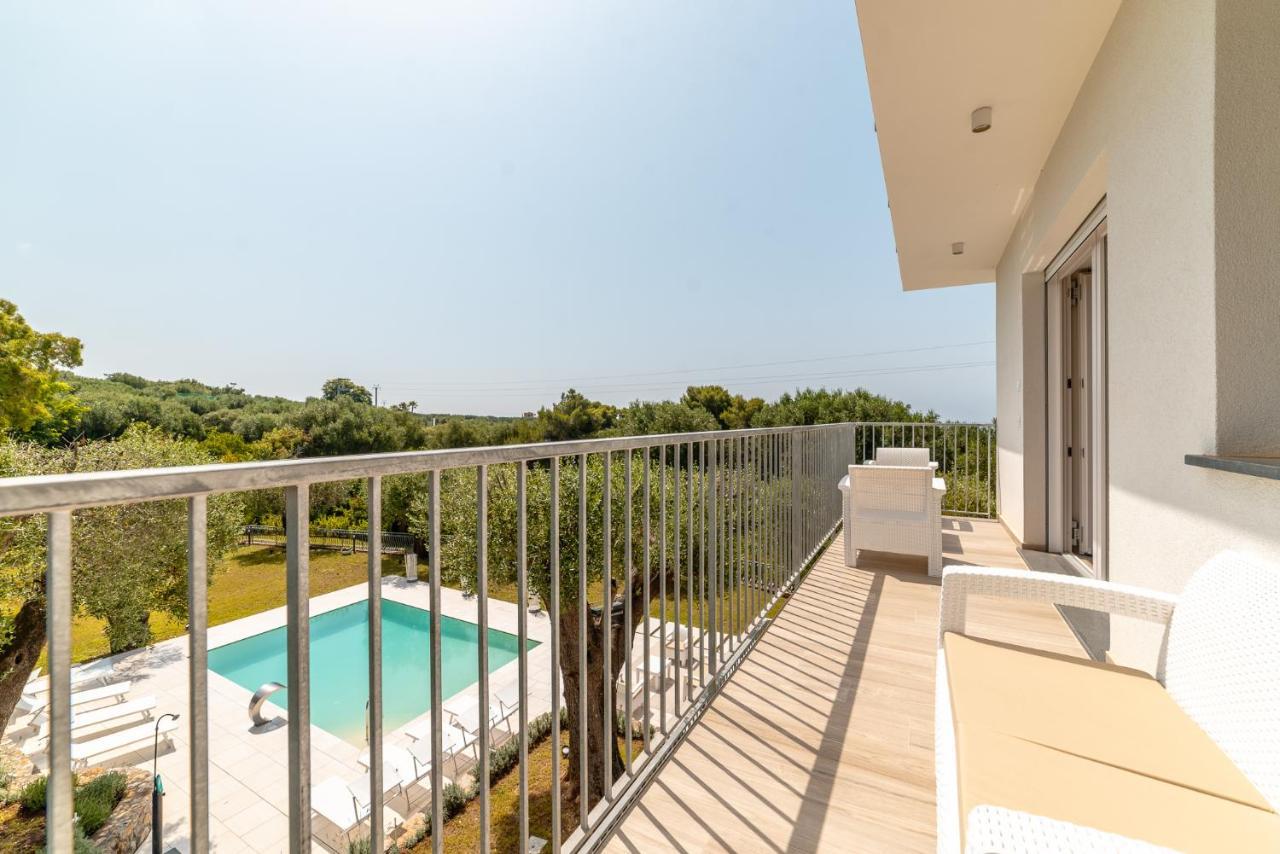 Micabalu Luxury Apartment 마리나디카메로타 외부 사진